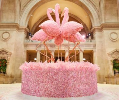 00-story-image-met-gala-2019-decor-centerpiece-grand-entry-hall